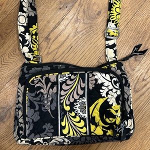 Vera Bradley crossover bag